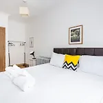 2 Bedroom