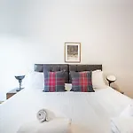 2 Bedroom